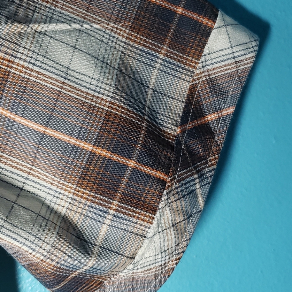 M blac lacquer button down - Picture 4 of 5